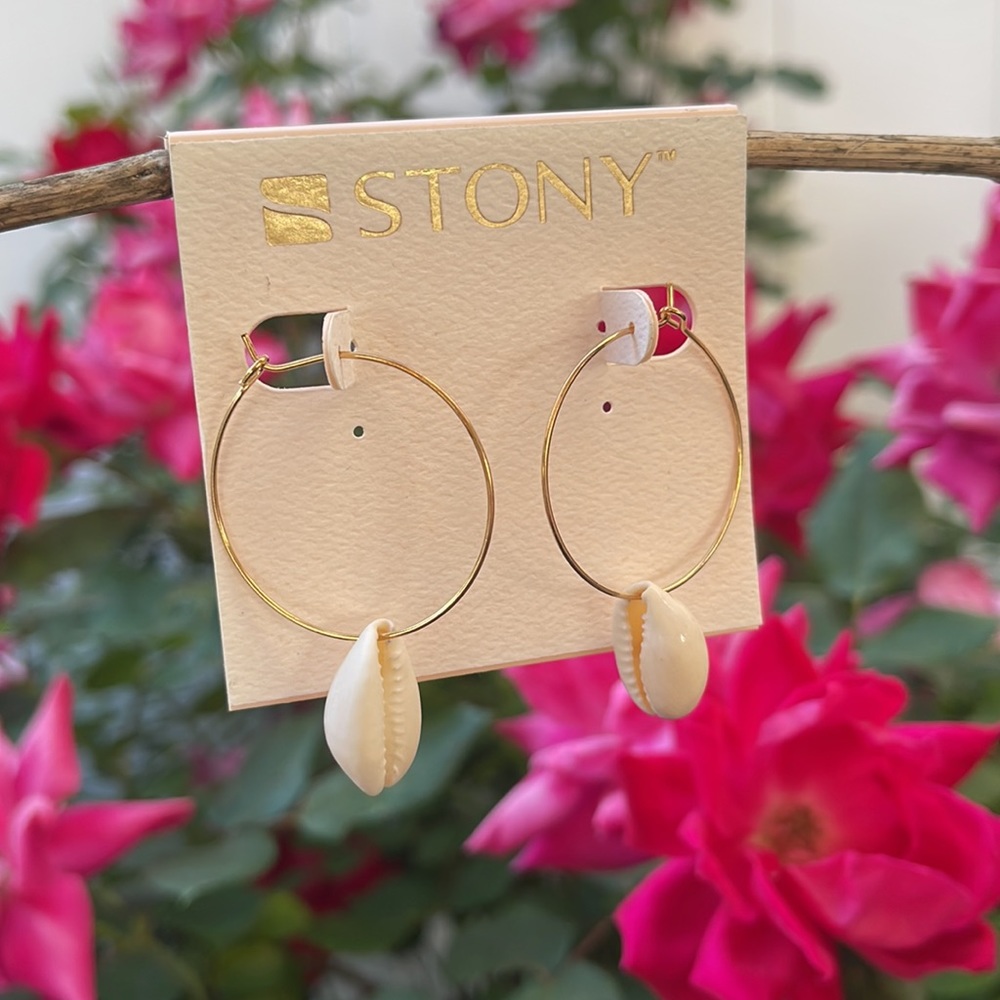 Seashell Hoop Earrings
